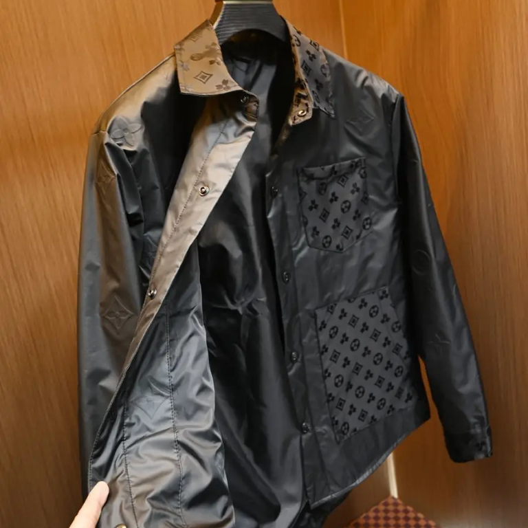 Geometric Pattern Black Color Jacket