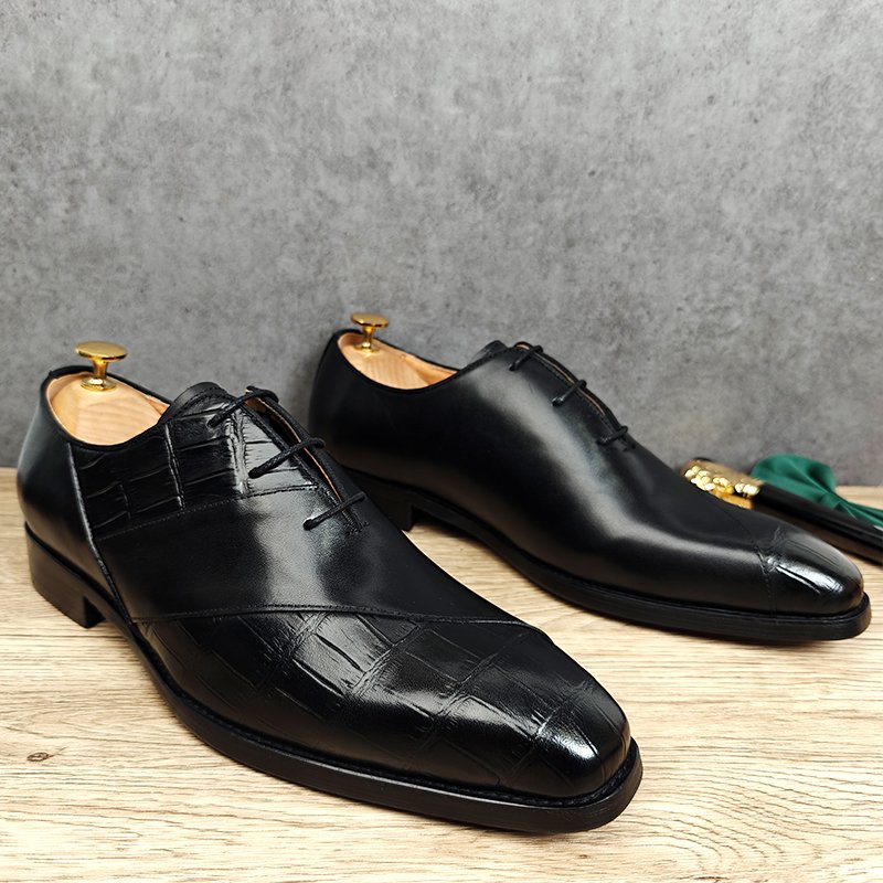 Black Half Croc Textued Solid Shoes