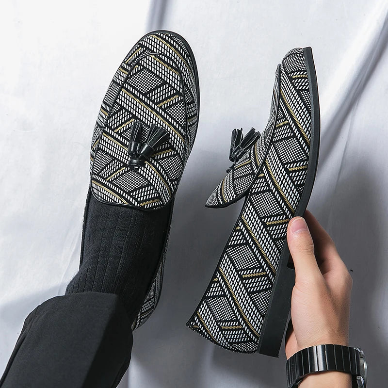 Geometric Lines Pattern Tassels Loafers
