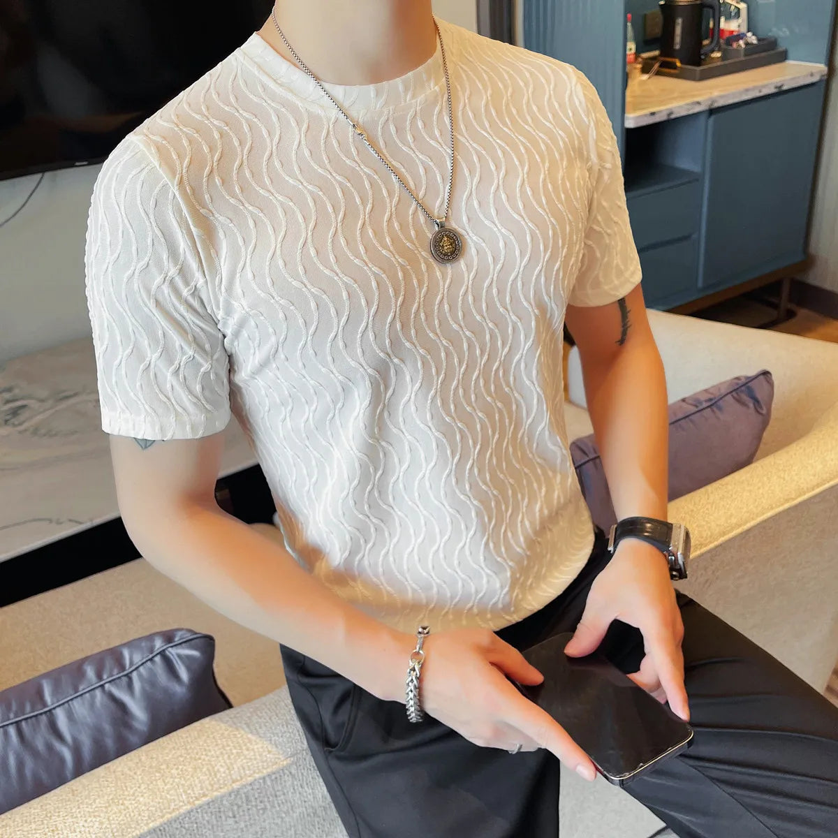 Slim-Fit Striped Ruffian Fashion Tee