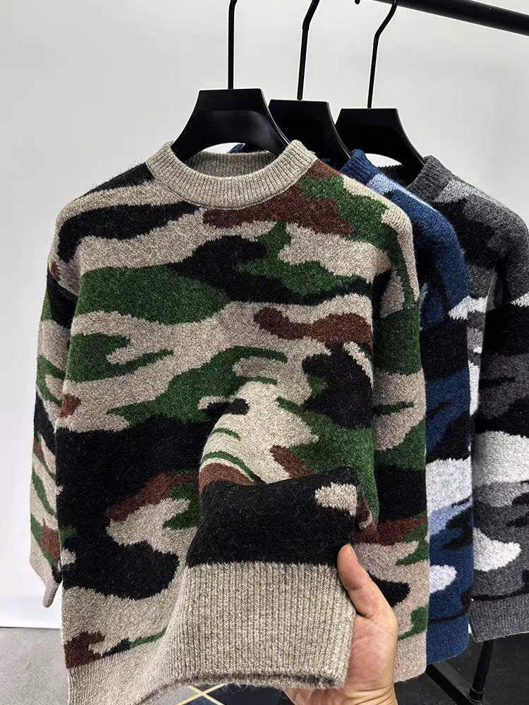 Camouflage Pattern Knitted O-Neck Sweater