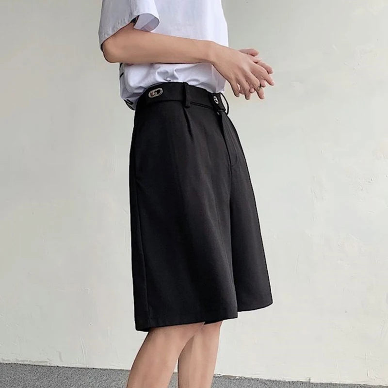 Metal Buckle Loose Solid Shorts