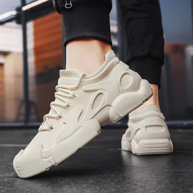 Casual Lace-Up Mesh Vulcanized Sneakers
