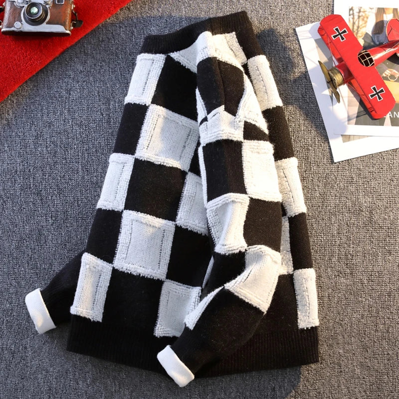 Checkered Pattern Pullover Sweater