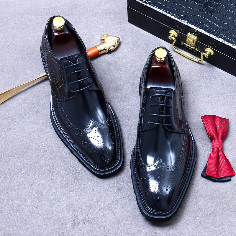 Vintage Style Leather Wingtip Brogue Shoes