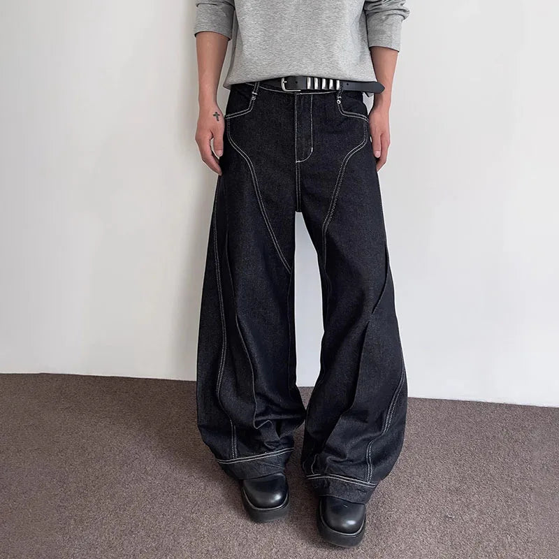 Multiple Visible Lines Curved Jeans