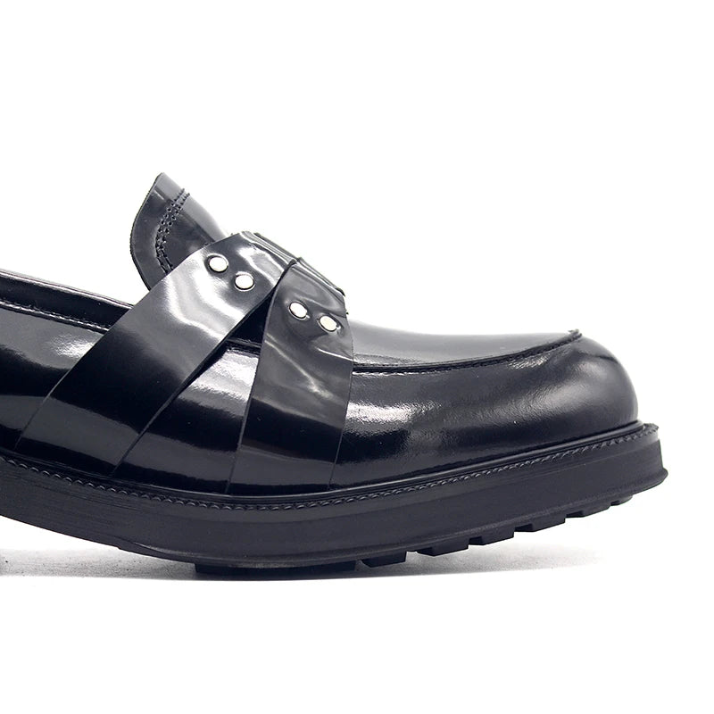 O-Metal Ring Buckle Leather Loafers