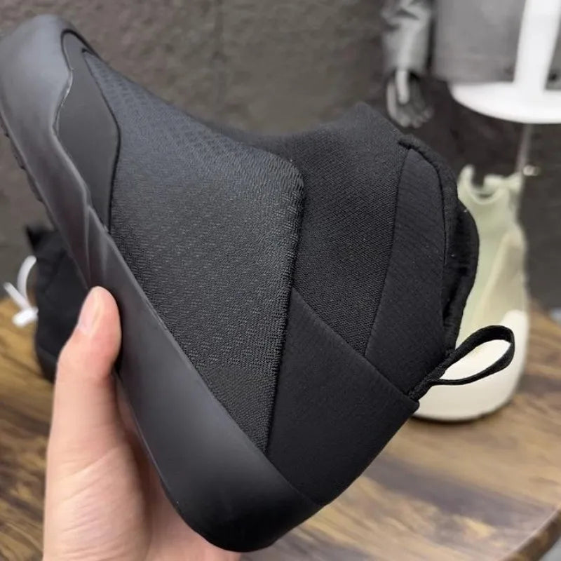 Round Toe Solid Slip-On Sneakers