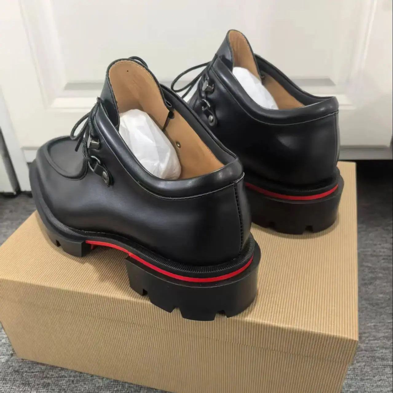 Black Solid Leather Low Heels Shoes