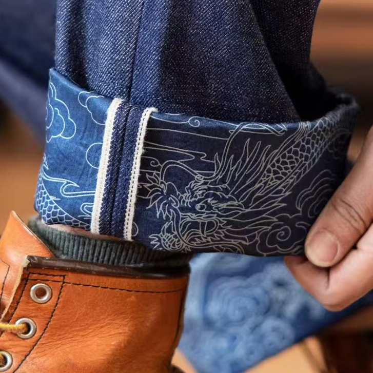 Retro Dragon Printed Ankle Jeans