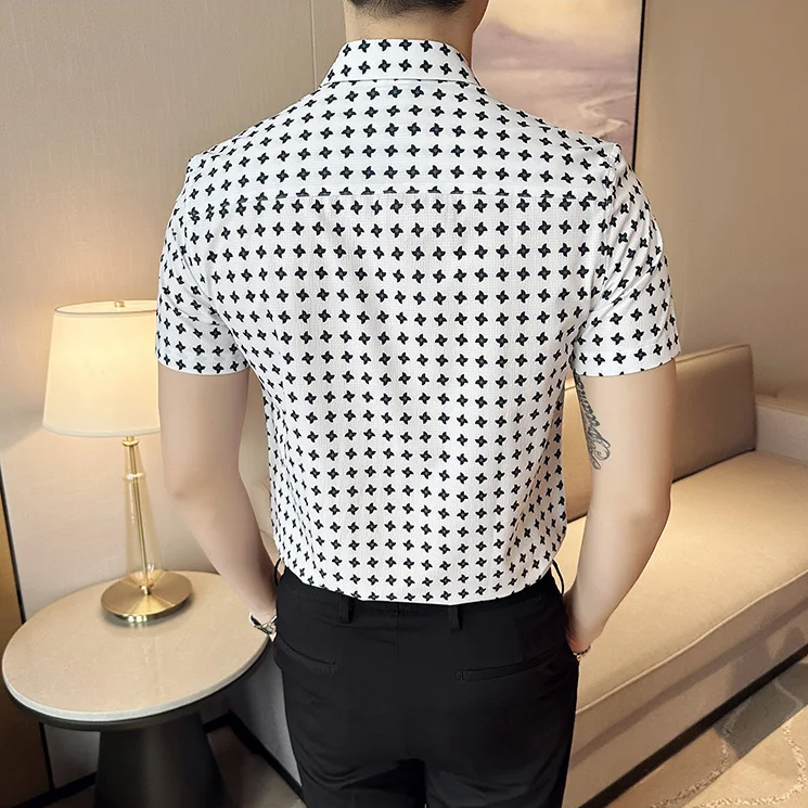 Geometric Print Short-Sleeved Shirt