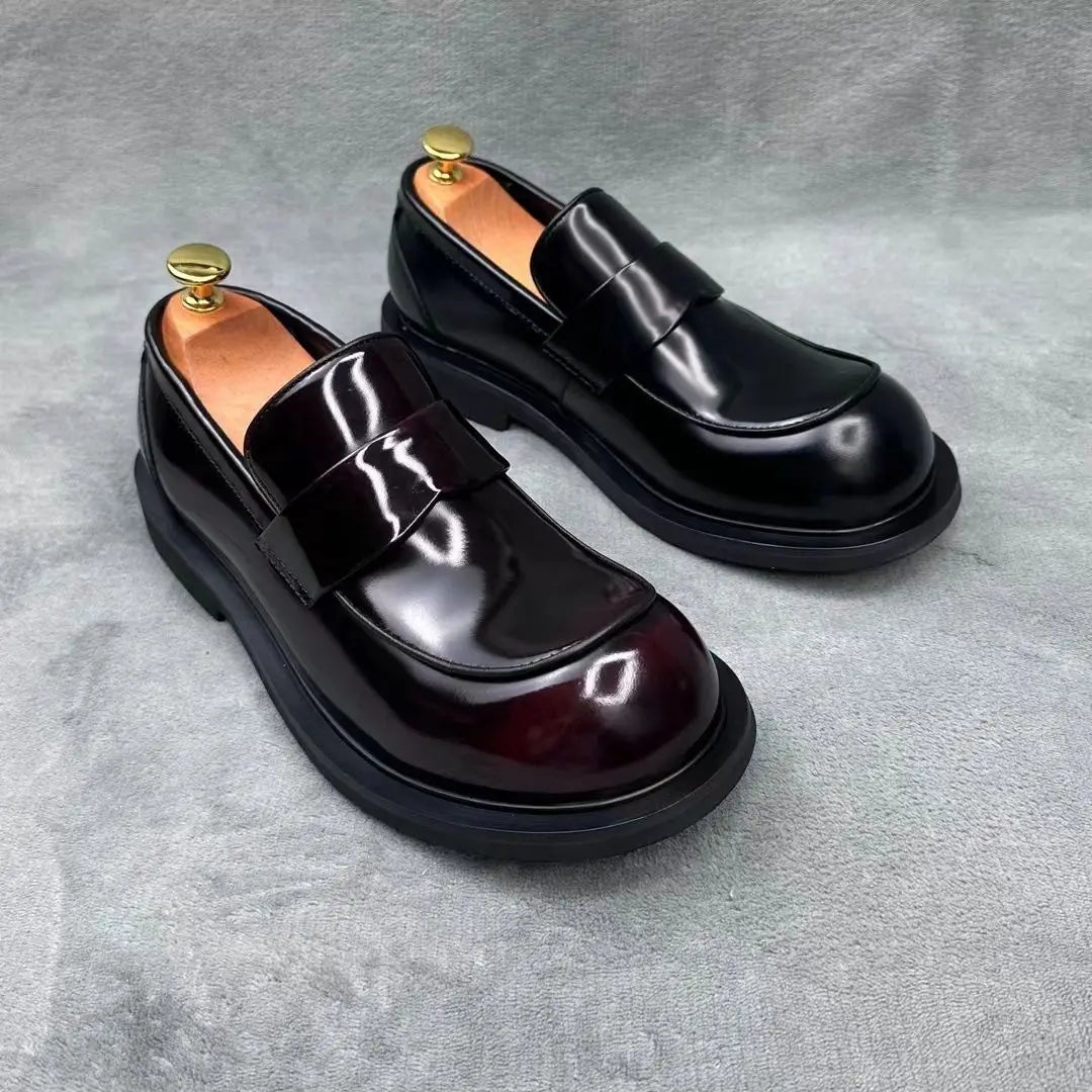Solid Shiny Leather Round Toe Loafers