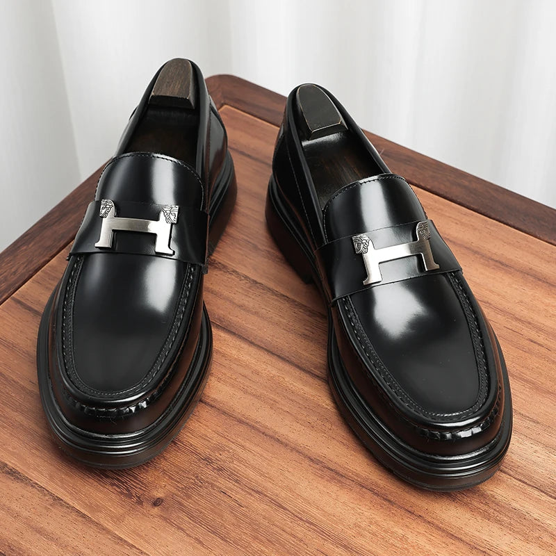 H-Horse Head Appliques Loafers