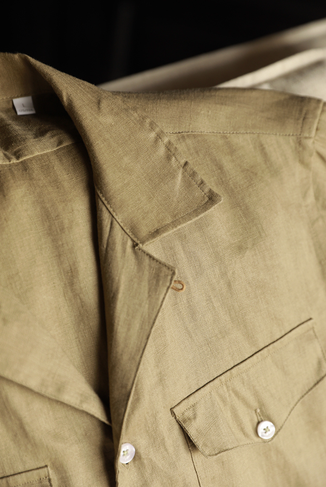 Versatile Retro Solid Color Shirt