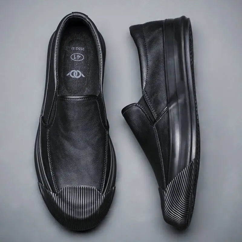 Round-Toe Solid Men's Flat Sneakers