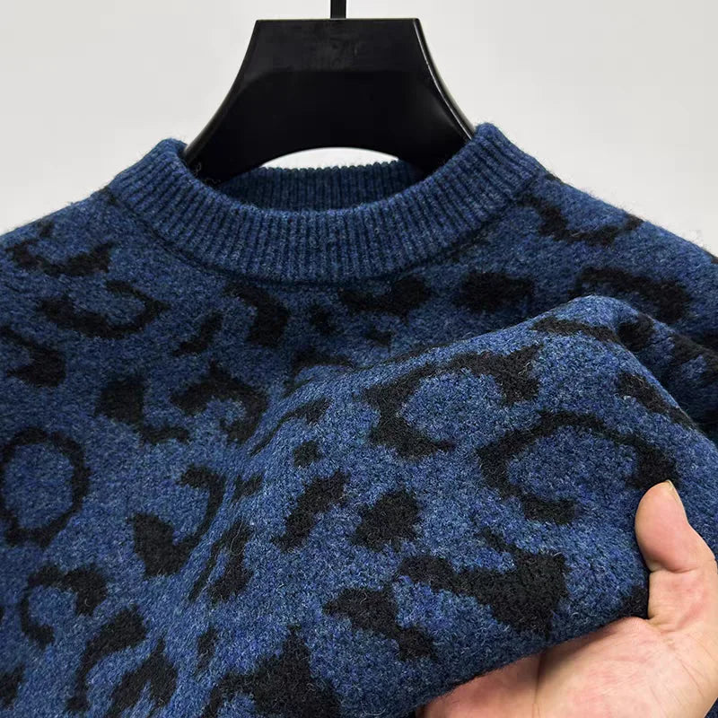 Knitted Leopard Pattern O-Neck Sweater