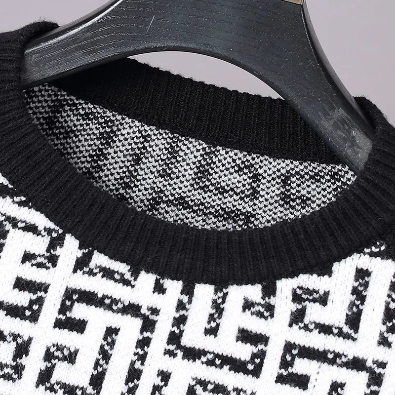 Geometric Black & White O-Neck Sweater