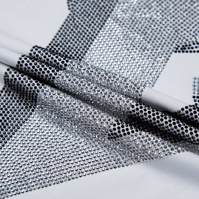 Monochrome V Letter Rhinestone Men Short Sleeve T-shirt