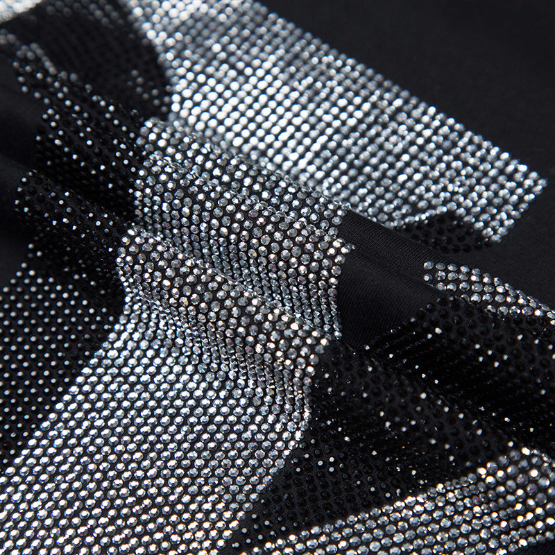 Monochrome V Letter Rhinestone Men Short Sleeve T-shirt