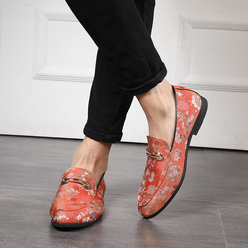 Oriental Floral Embroidery Men Formal Loafers