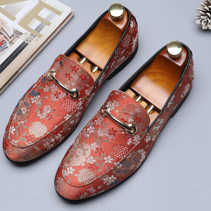 Oriental Floral Embroidery Men Formal Loafers