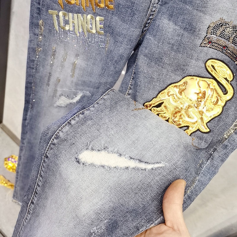 Taurus Badge Embroidery Decorated Blue Jeans