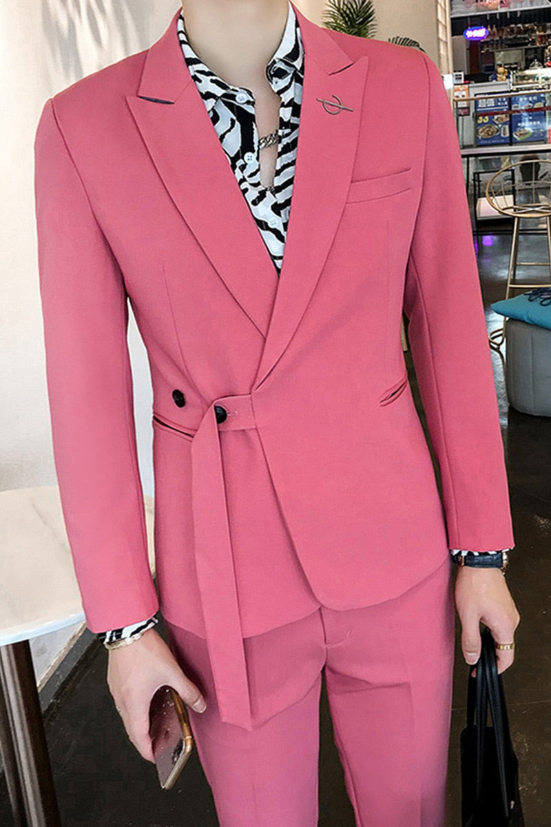 Solid Sashed-Button Peak Lapel Style Suit