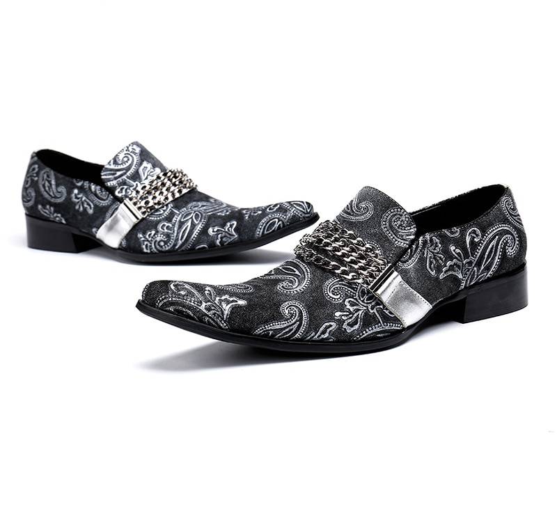 Vintage Pointed Toe Paisley with Chain Ornament Detail Men Shoes