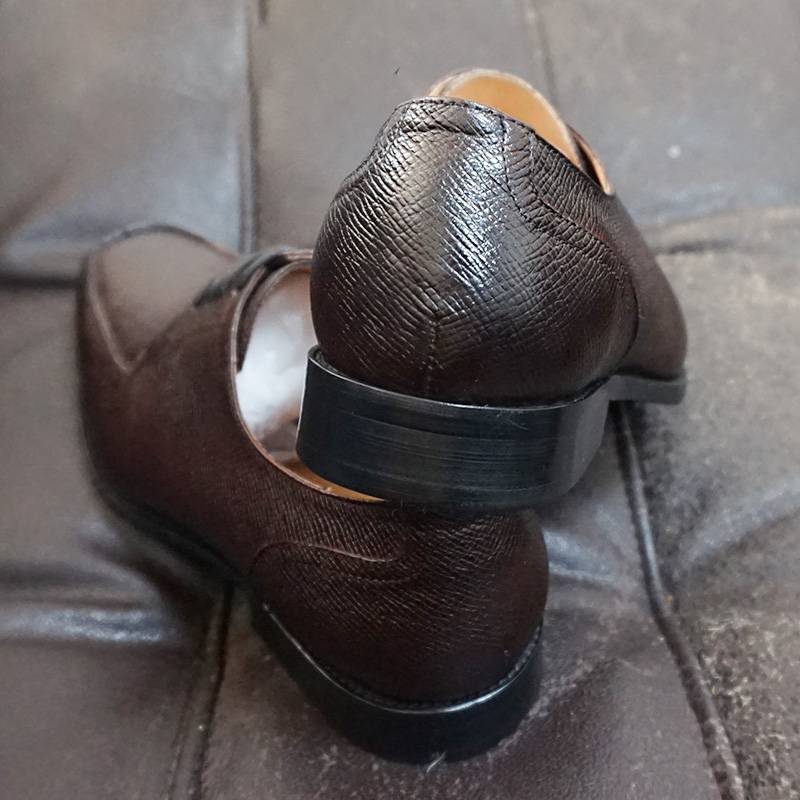 Classic Genuine Leather Pointed Toe Derby Shoes