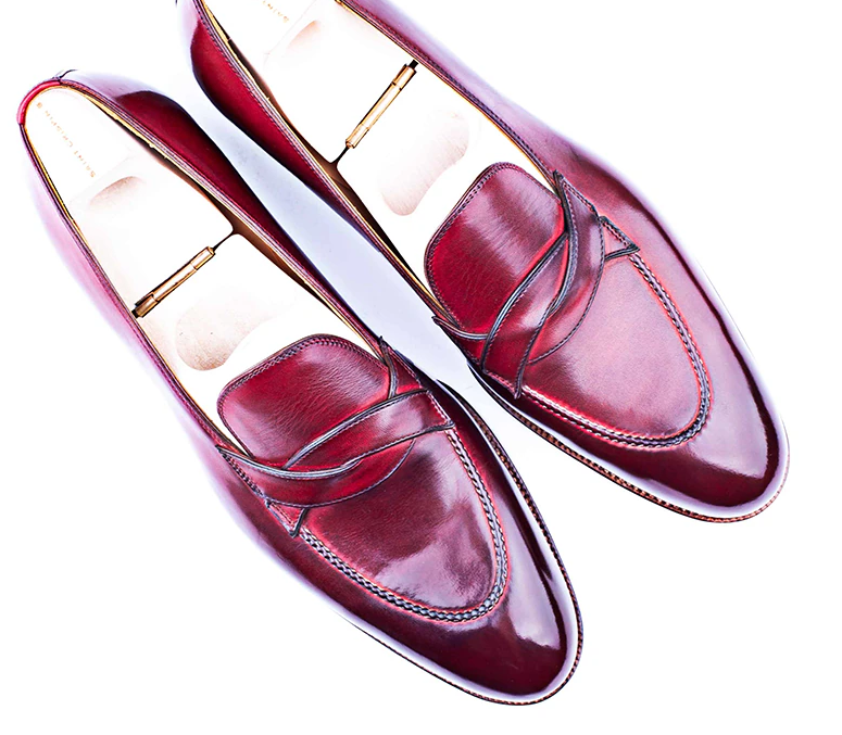 Solid Shine Spine Deco Shoes