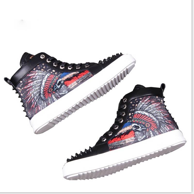 Camouflage Printing Skull Rivets Toe Punk Style Men Sneaker