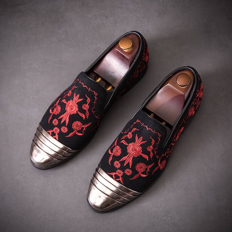 Floral Embroidery Flock Shoes