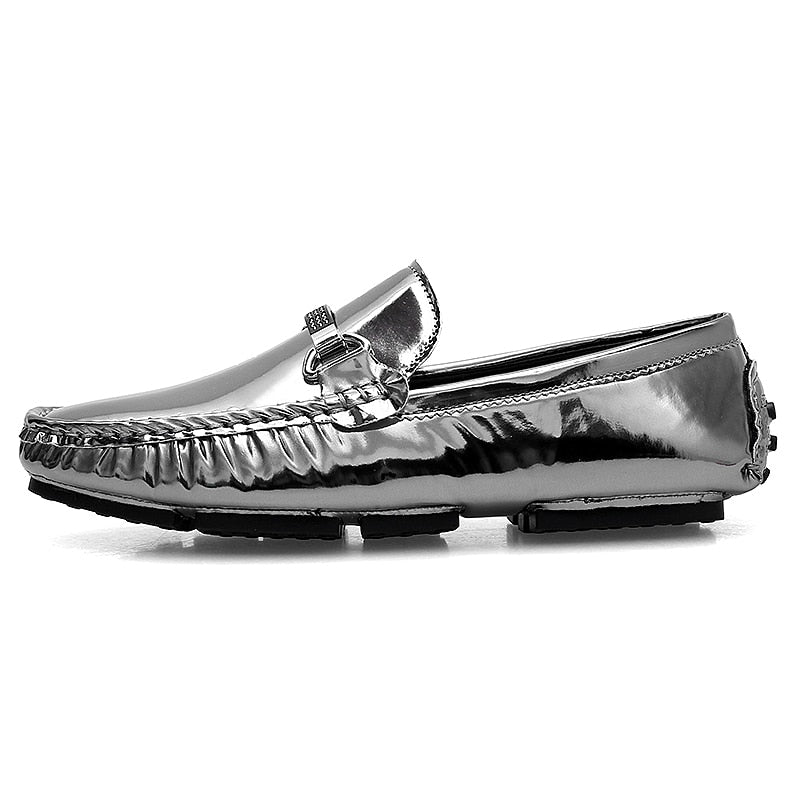 Solid Shine Moccasins with Chain Ornament Men Shoes