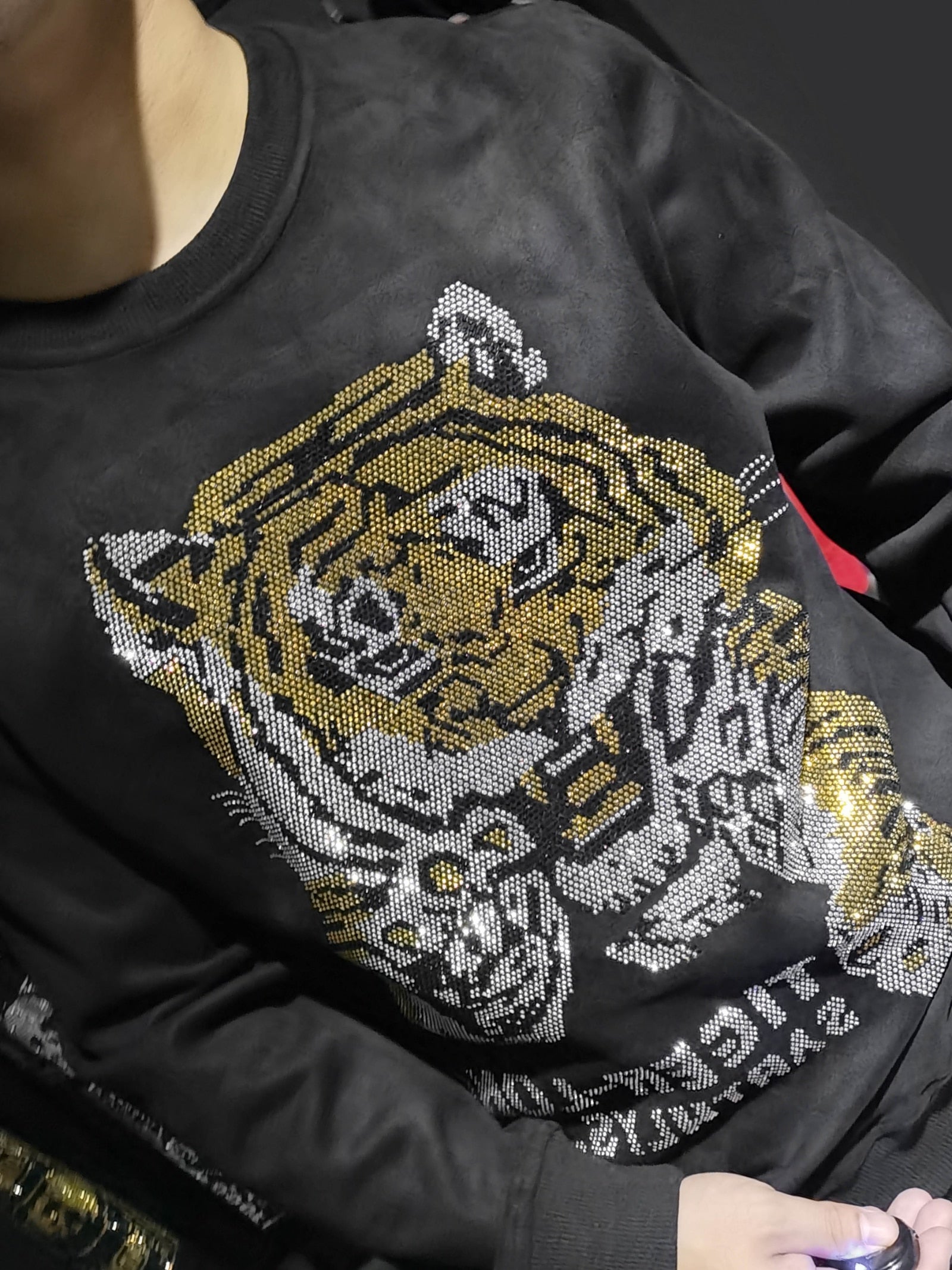 Pouncing Tiger Rhinestone Style Sweatshirt