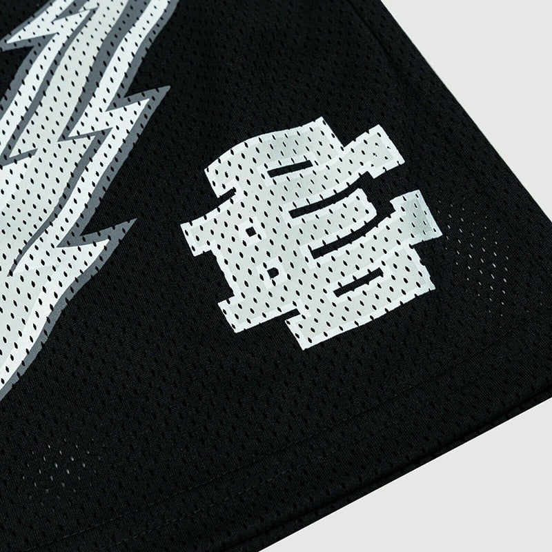 Blade Embroidery Breathable Short