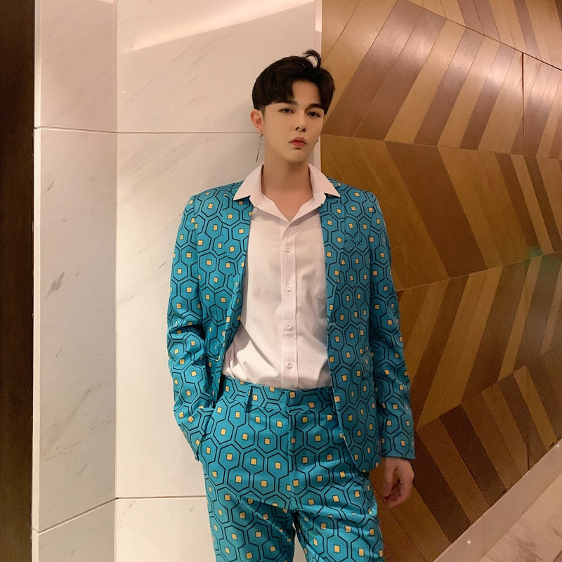 Lively Turquoise with Graph Pattern Design Men Suit