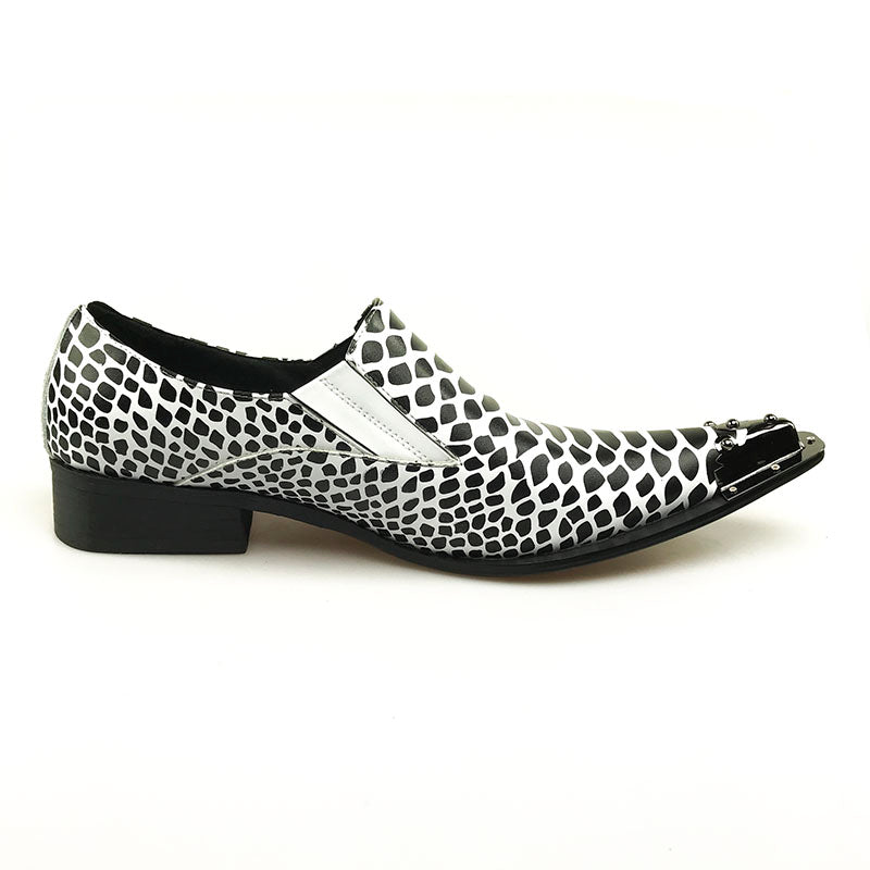 Snake Pattern Pointed Toe Men Loafer Shoe with Toe Metal Detail - FanFreakz