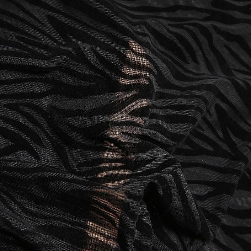 Mono Color Zebra Pattern Turtleneck T-Shirt