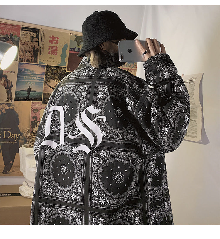 Latticed Paisley Prints Men Oversized Button Jacket