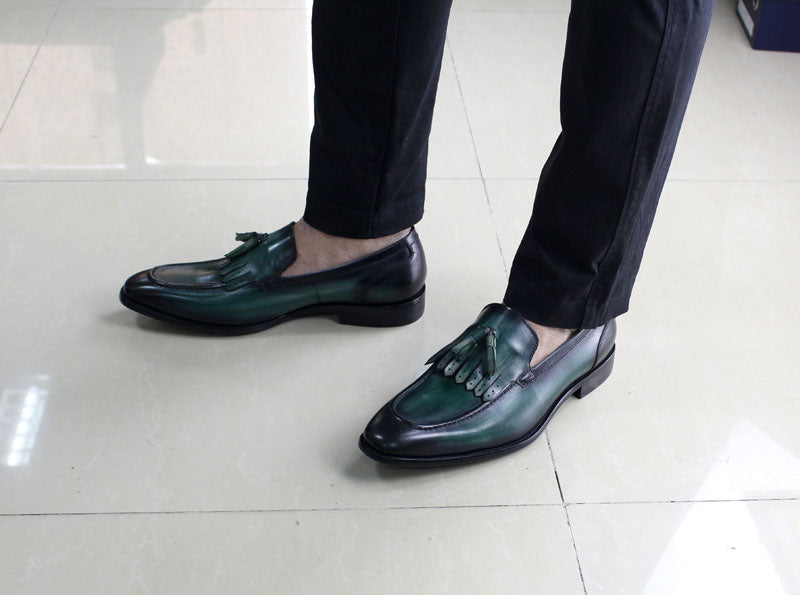 Gradient Color Italian Style Tasseled Men Loafers Shoes