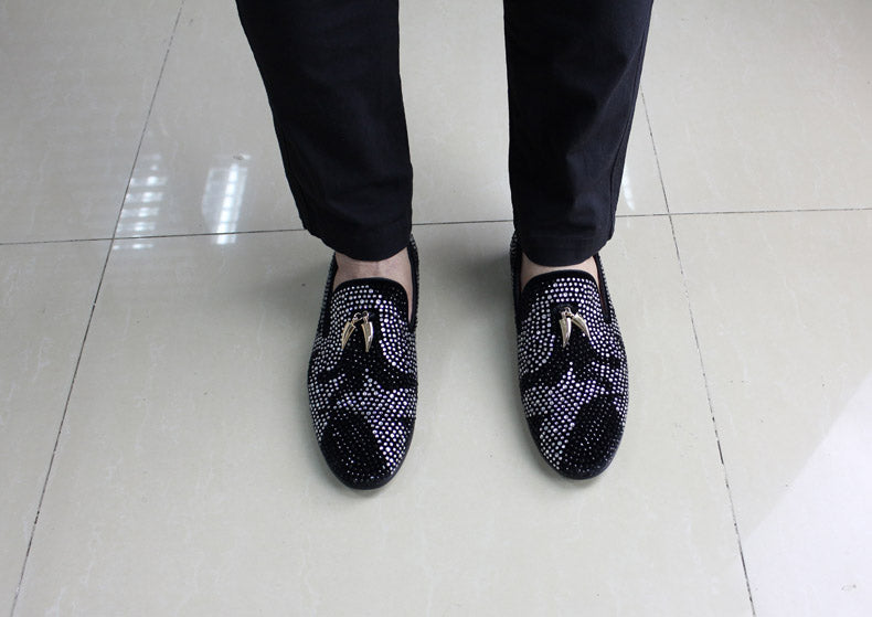 Luxury Rhinestone Handmade Men Red Black Velvet Loafer Shoes With Golden Tassel