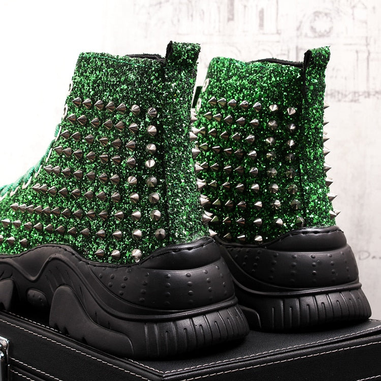 Gleam Coverage with Full Spike Rivets Design Men Boots