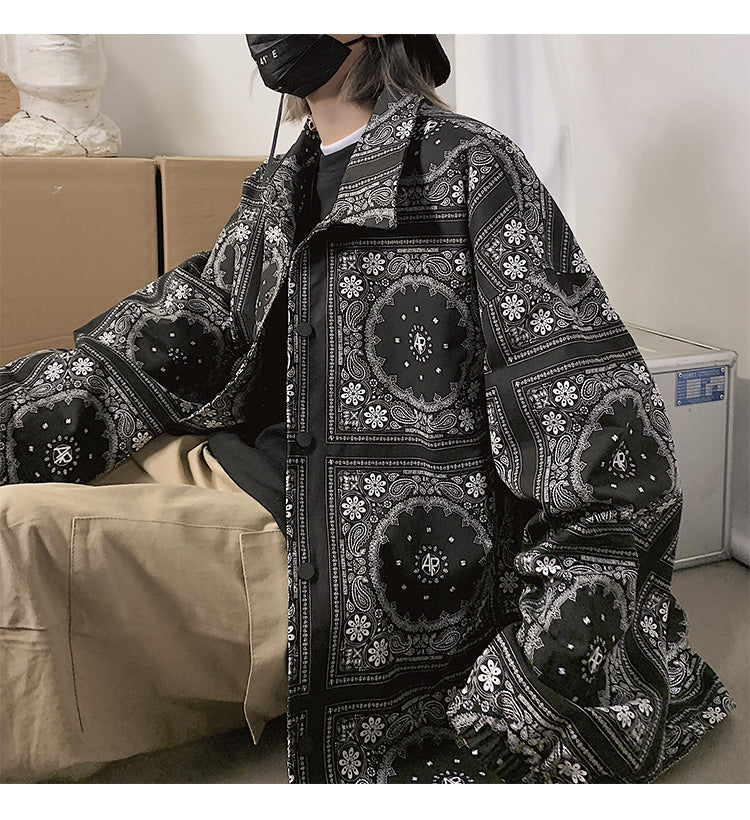 Latticed Paisley Prints Men Oversized Button Jacket