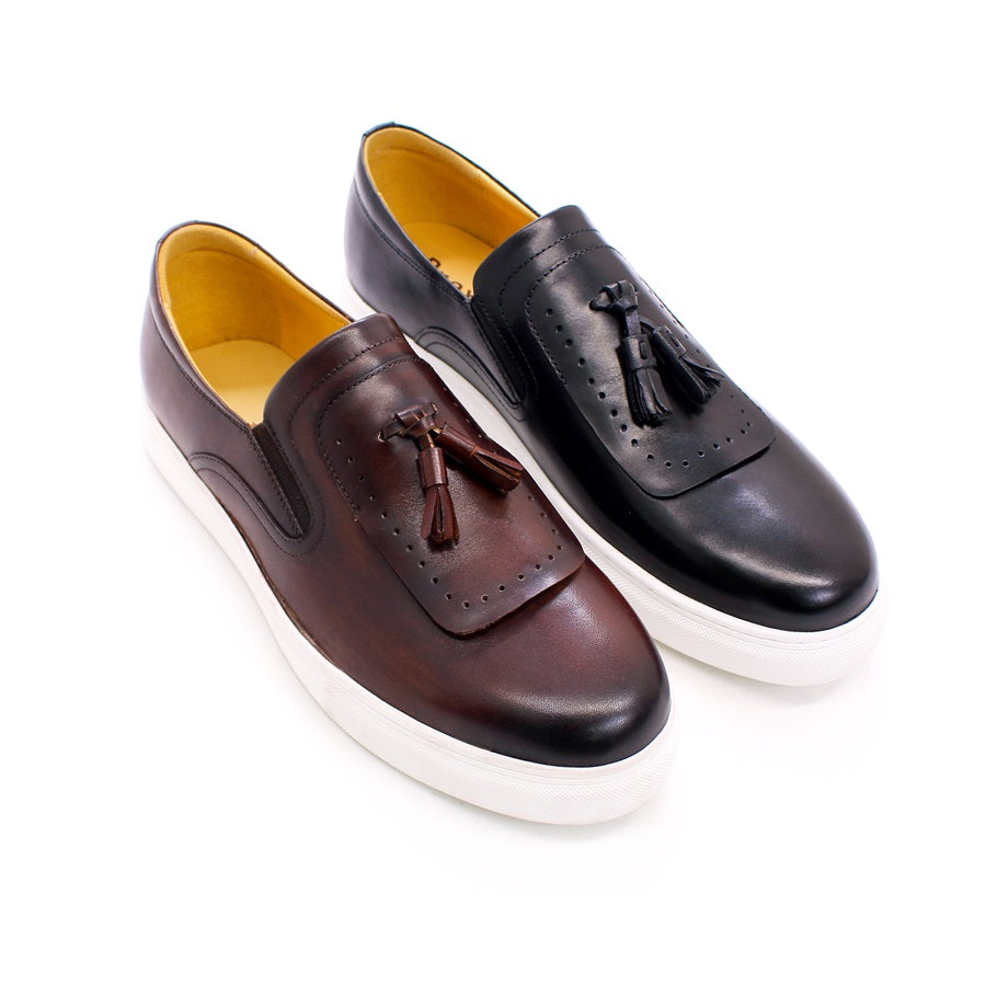 Dotted Tassels Leather Slip-On Shoes