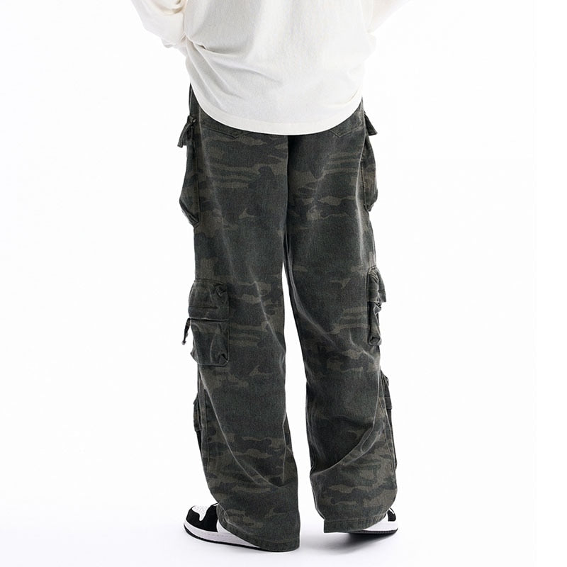 Full Pocket Camouflage Baggy Jeans