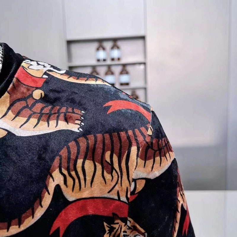 Tigers Print Velvet O-Neck Sweatshirt