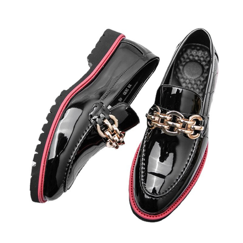 Red Lining Sole Metal Appliques Shoes