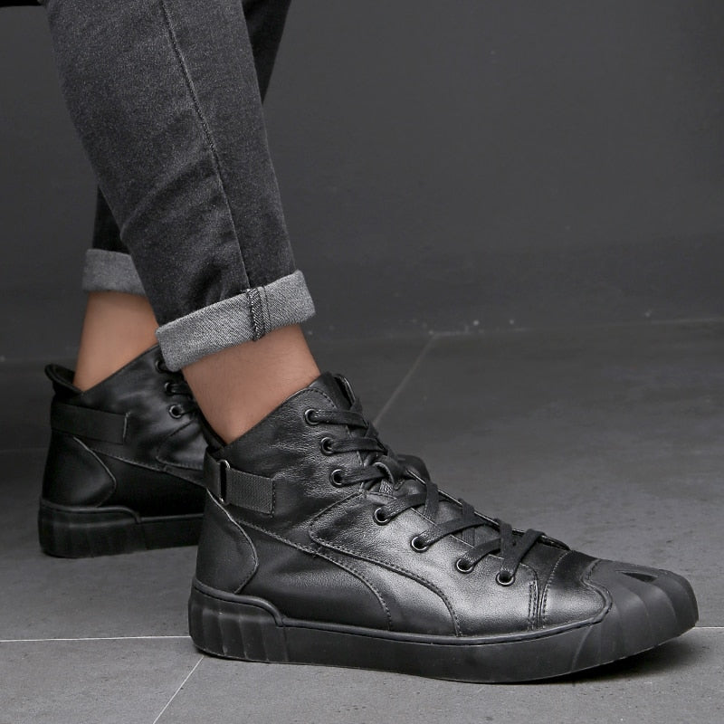 Black Solid Casual Leather Lace Up High Top Style Men Sneaker