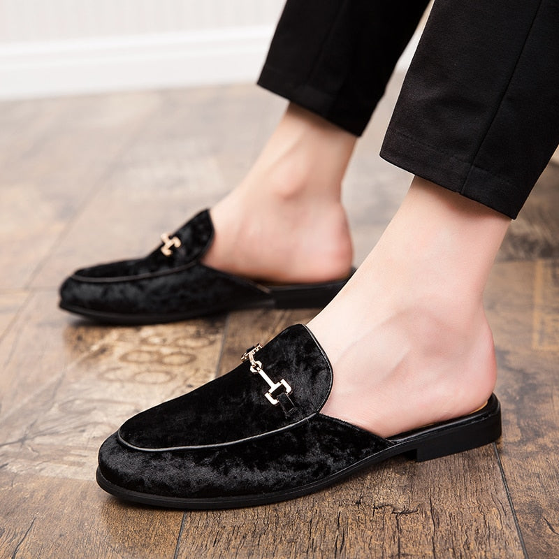 Metal Accent Velvet Men Classic Open Loafers