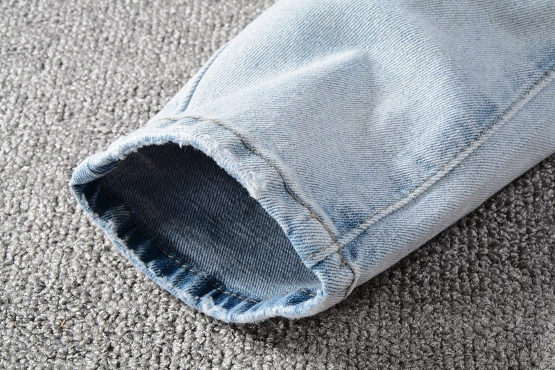 Distressed Washed Blue with Long Belt Style Men Jeans